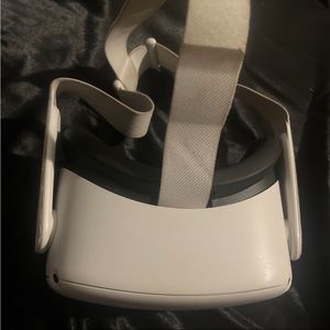 Oculus quest 2. I bought this 1 year ago and only used it 5 times.